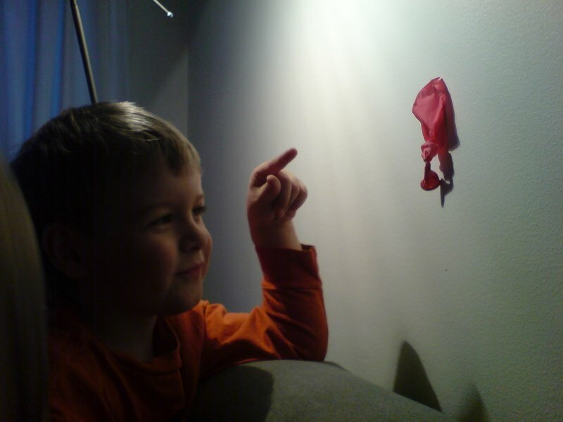 balloon-on-the-wall_468671992_o.jpg Balloon on the wall 468671992 o